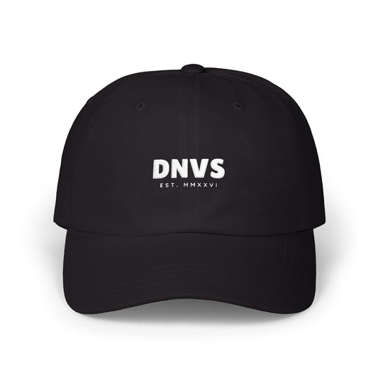 DNVS Script Dad Cap – Vista lateral derecha – Gorra dad cap unstructured