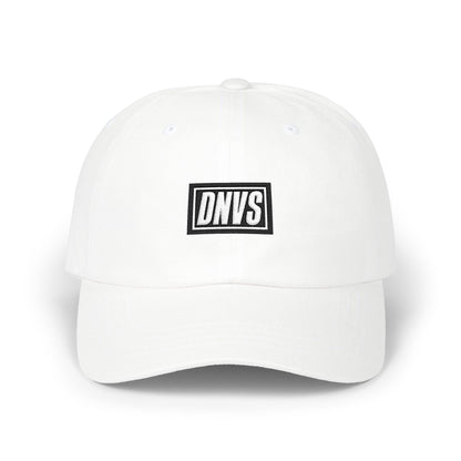 DNVS Classic Dad Cap – Vista lateral izquierda – Visera Permacurv