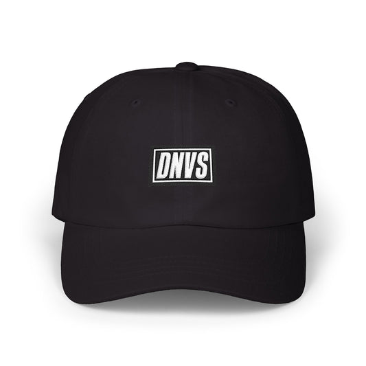 DNVS Classic Dad Cap – Vista frontal – Gorra dad cap algodón