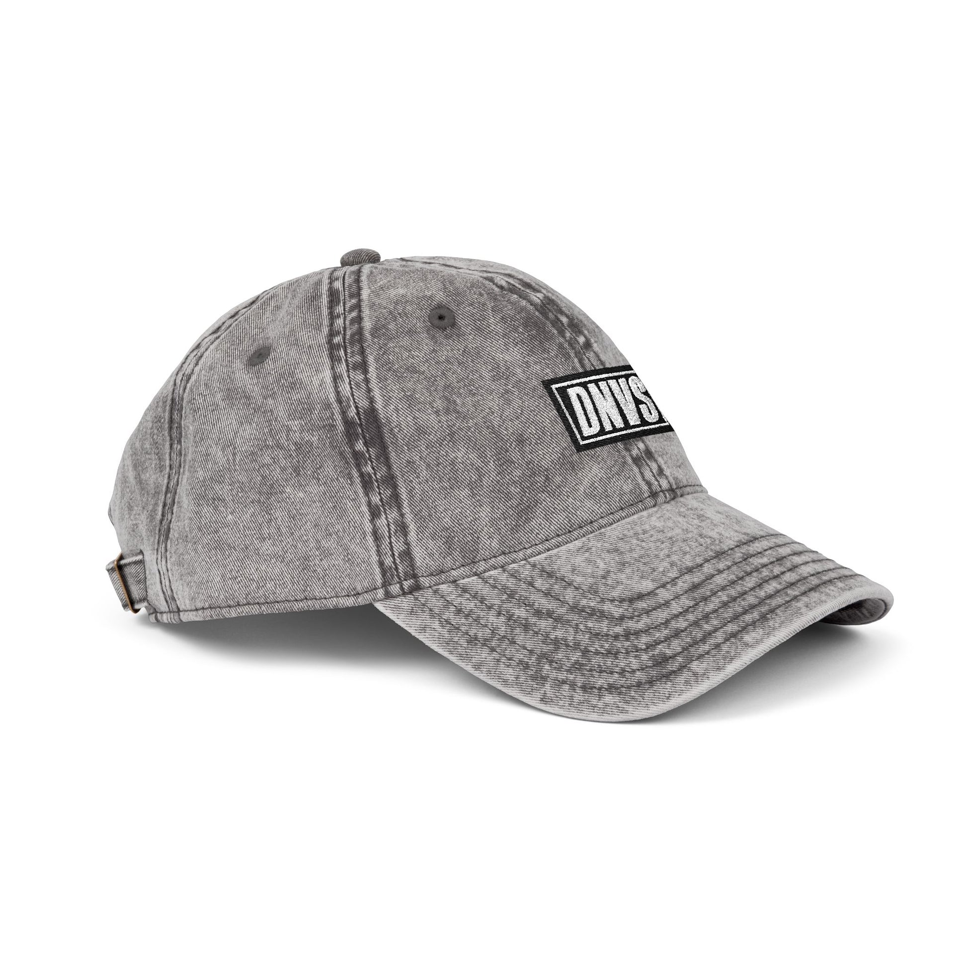 DNVS Vintage Cap – Detalle efecto washed – Cada gorra única